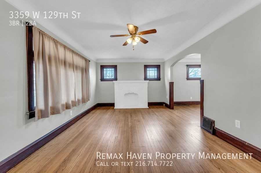 3359 W 129th St - Photo 3 of 33