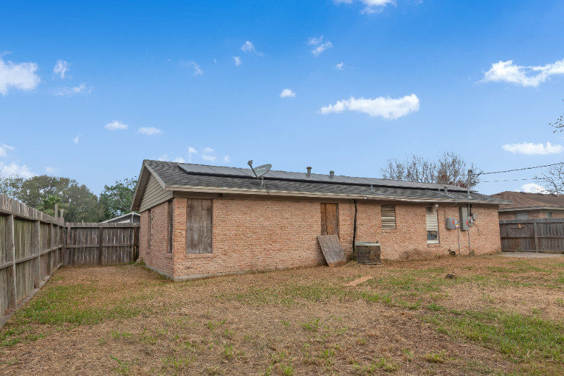934 Salem Dr - Photo 3 of 27
