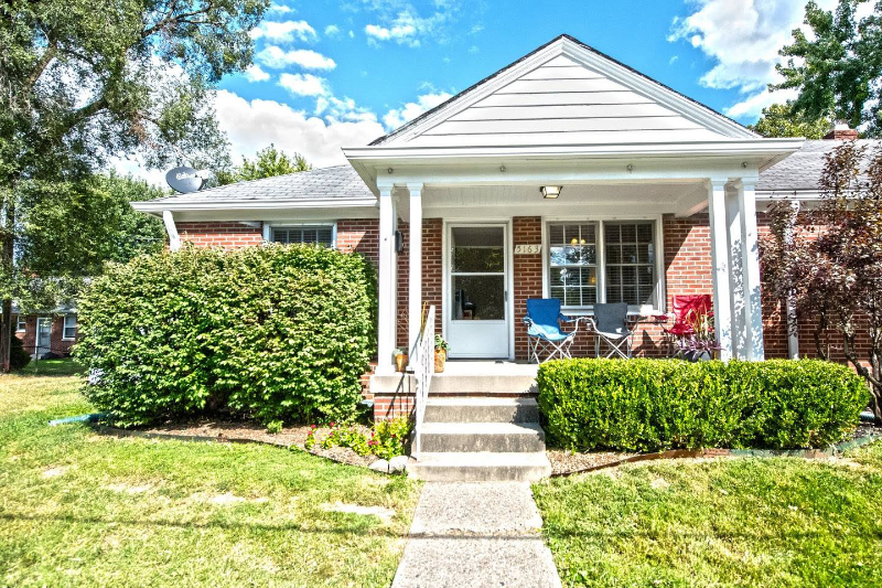 5163 Caroline Avenue