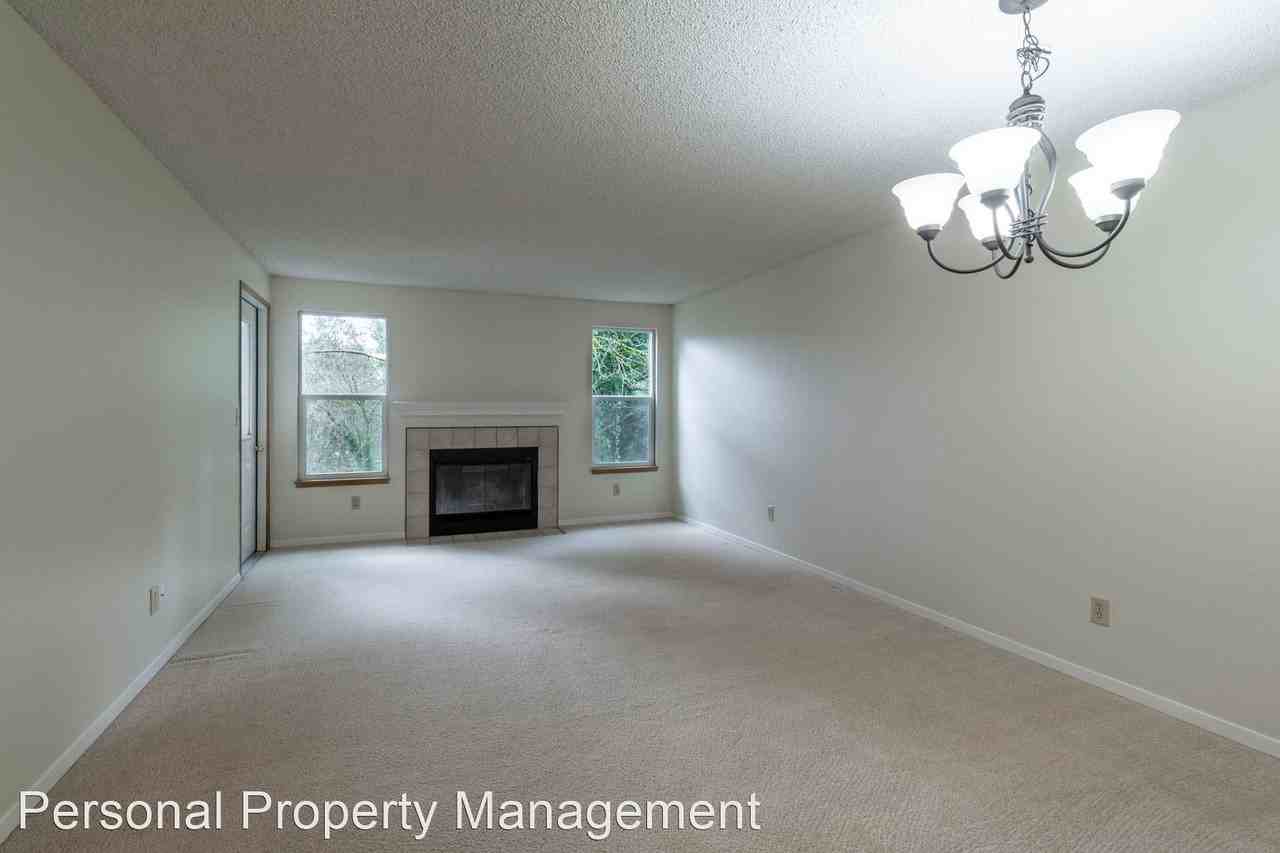 13216 Salmon Creek Ave - Photo 3 of 11