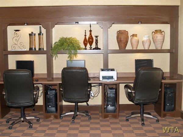 13730 FM 620 - Photo 3 of 9