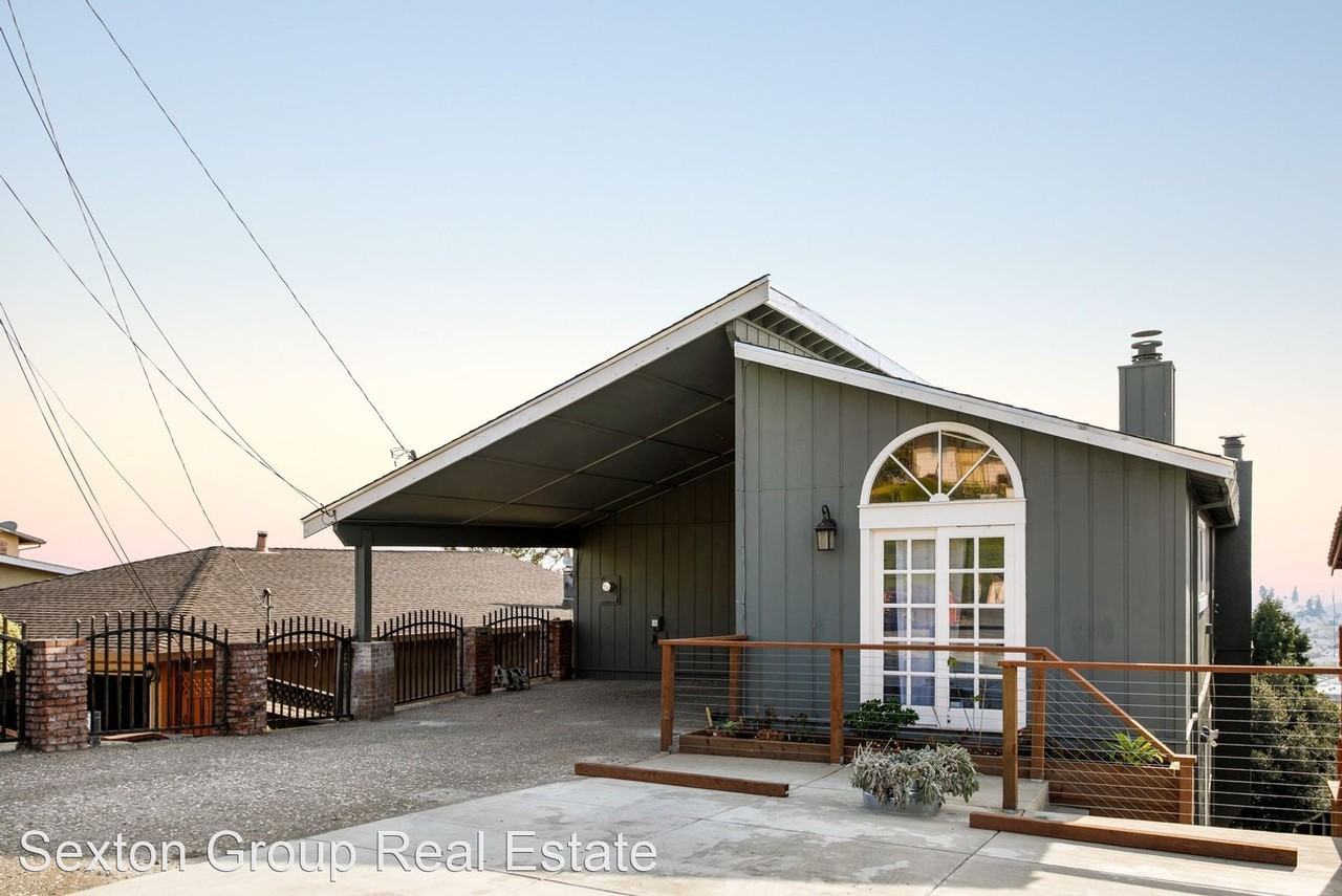 3020 Broadmoor Vw - Photo 2 of 26