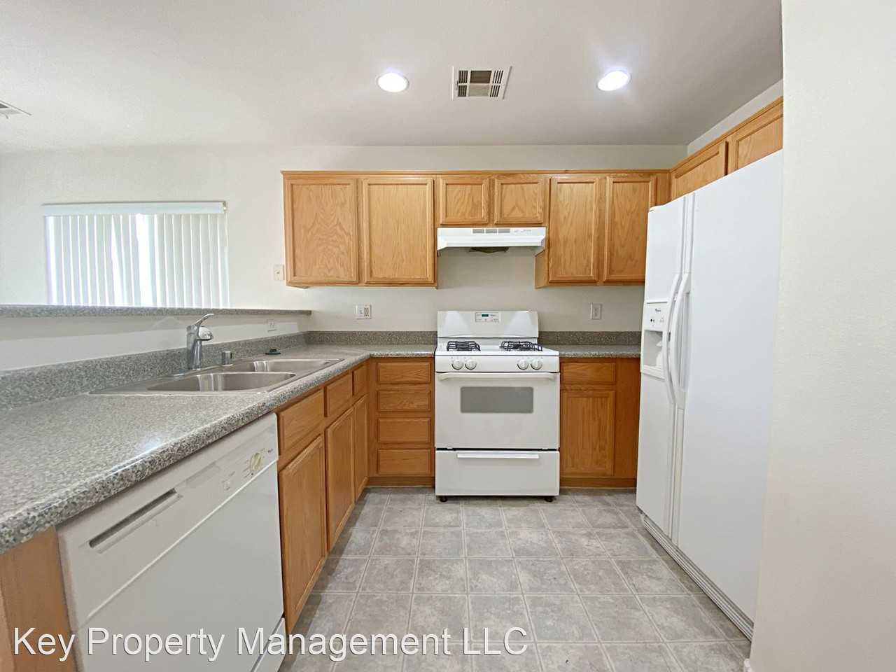 10667 Alondra Peak St - Photo 3 of 14