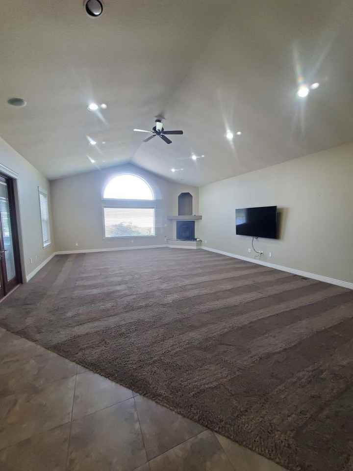 4693 Road K Se - Photo 3 of 33