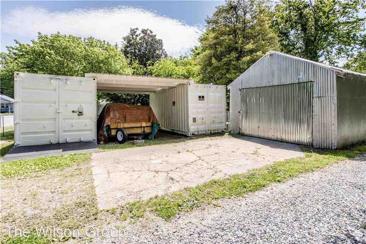 3075 Stockton St - Photo 3 of 36
