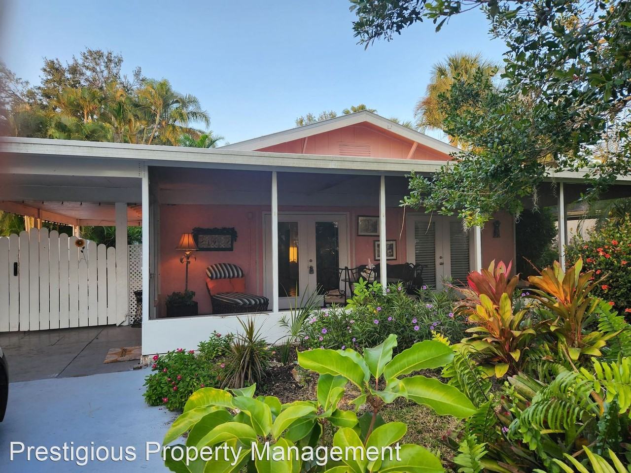 112 Sunrise Drive - Photo 3 of 12