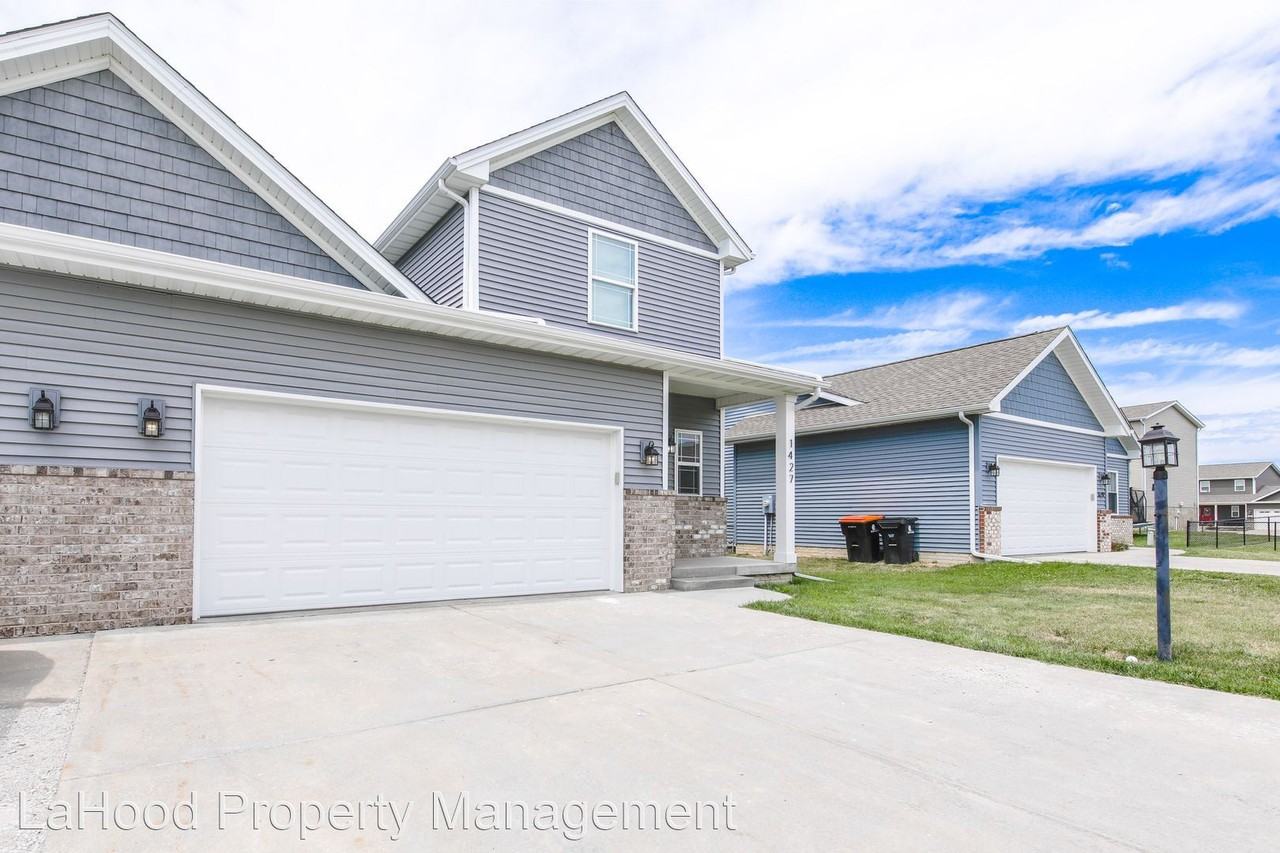1427 Eagle Ave - Photo 2 of 31
