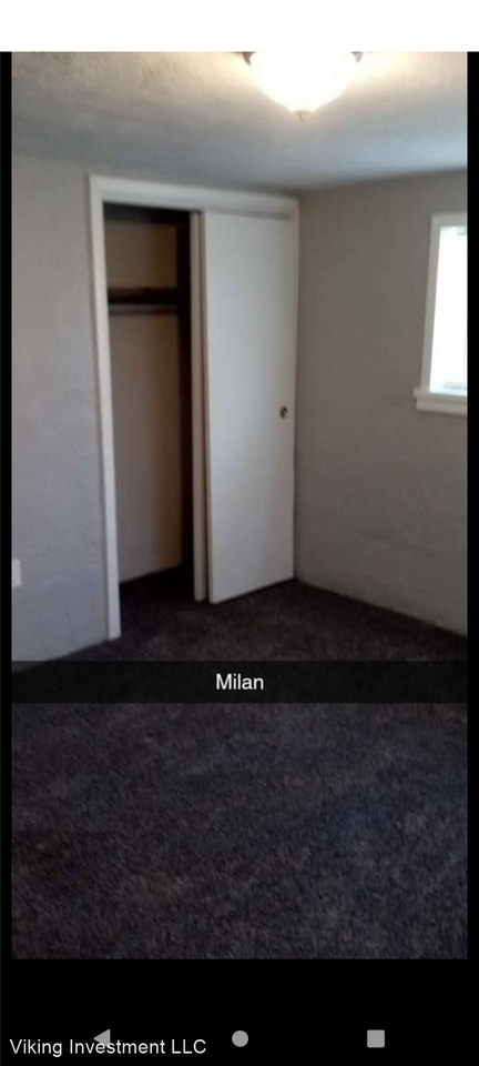 216 5TH AVE W. - Photo 3 of 5