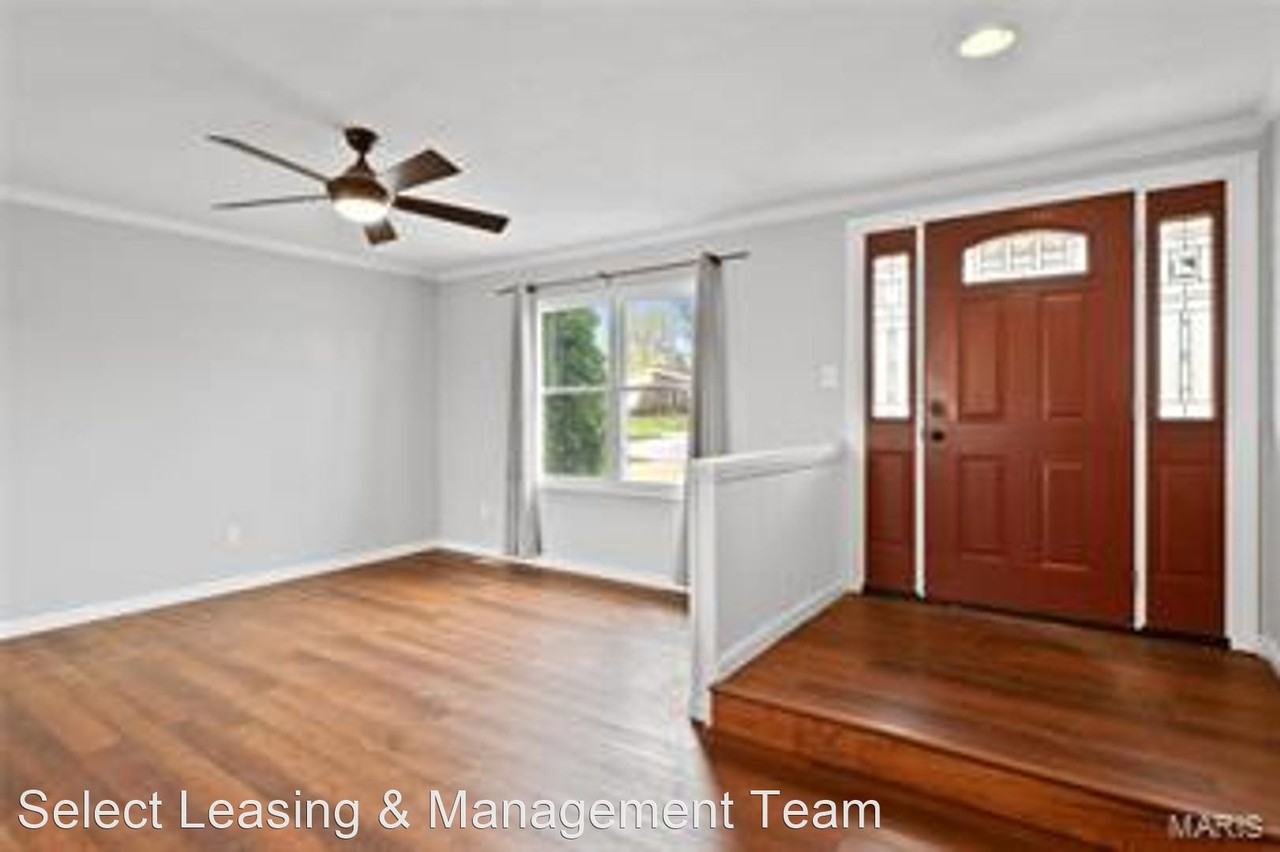 5 Oakridge West Dr - Photo 2 of 35