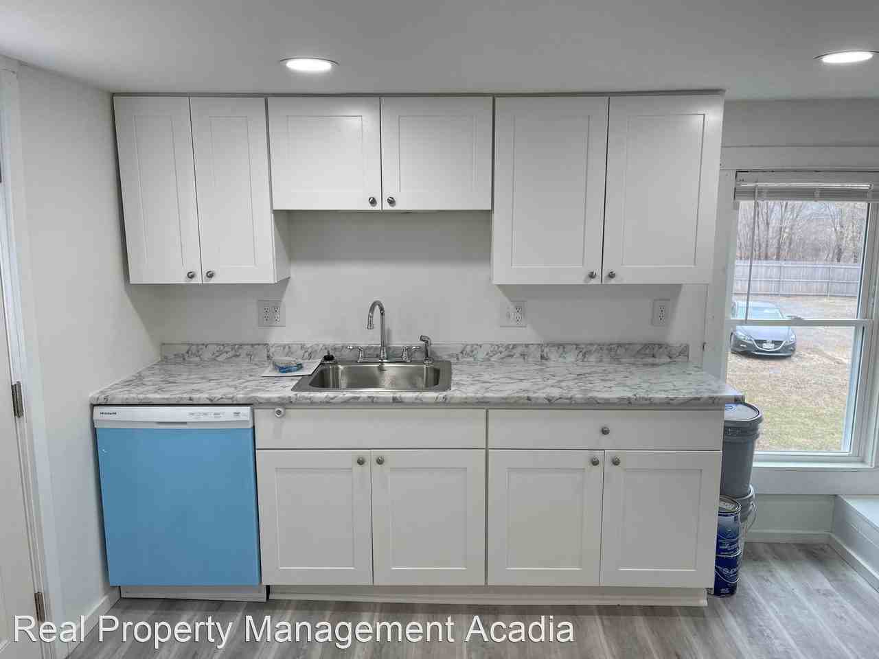 18 Blake St. Apartments 18 Blake St, Brewer, ME 04412 Zumper