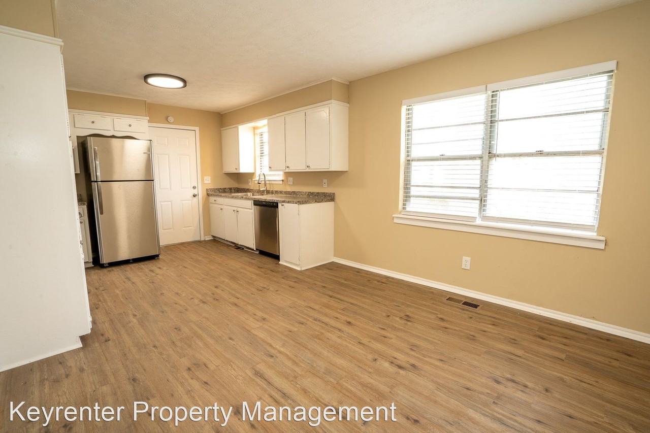 646 S Sunset Dr - Photo 2 of 13