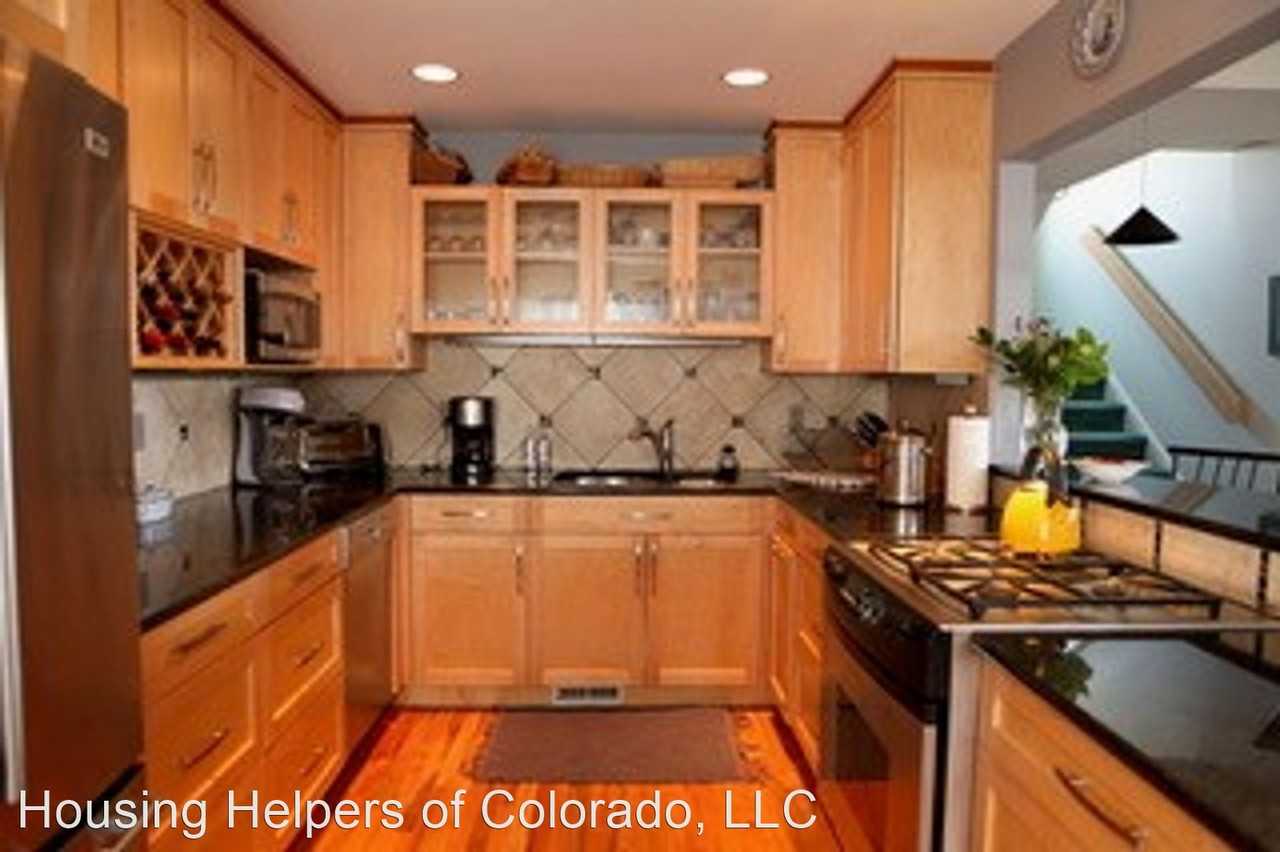 2820 7th St - Photo 2 of 7