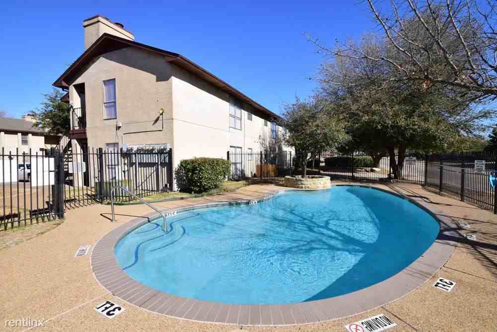 4501 Bobtown RD - Photo 3 of 27