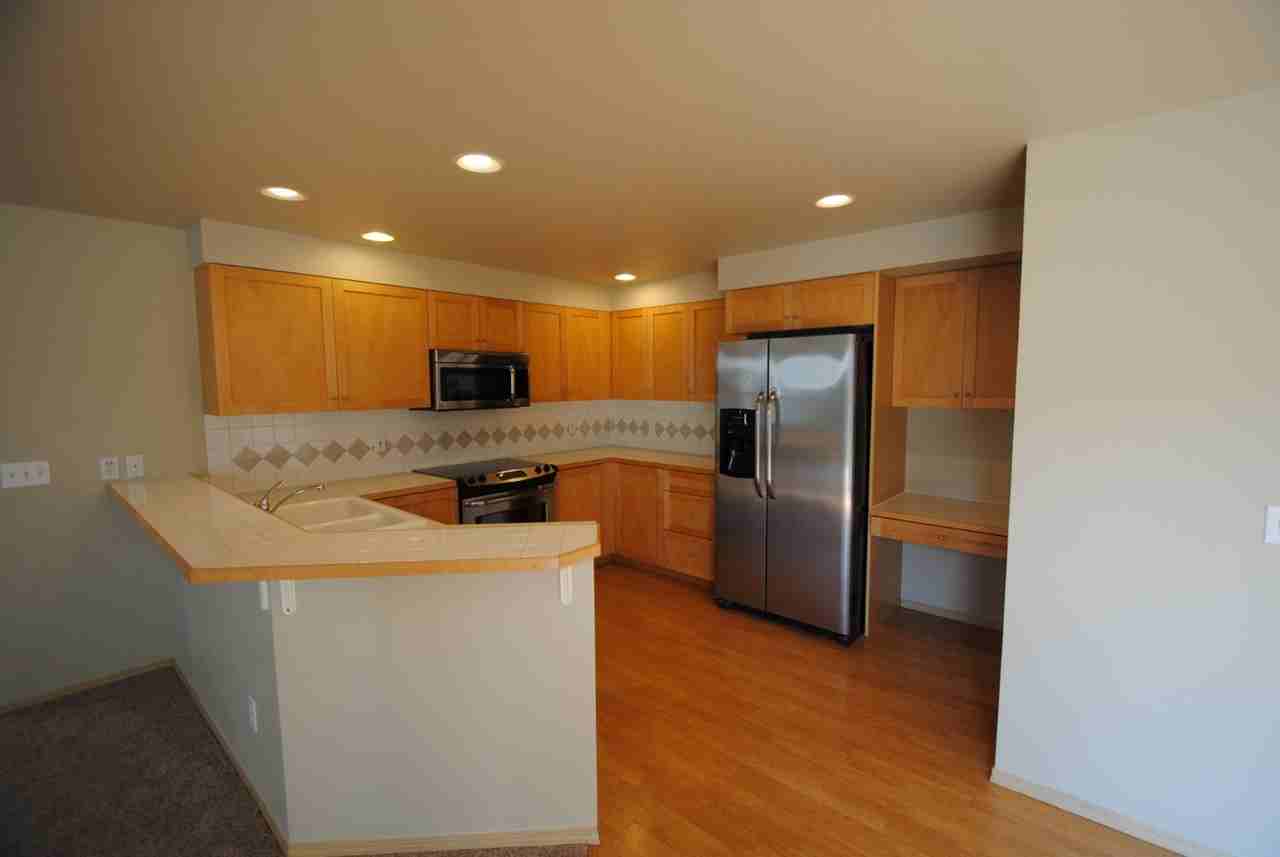 14414 73rd St Ct E - Photo 2 of 7