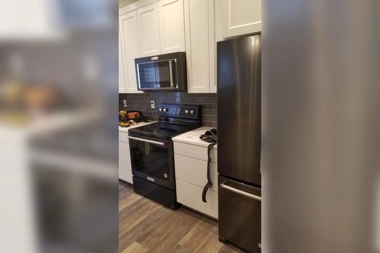 2825 Urban Pl - Photo 3 of 13