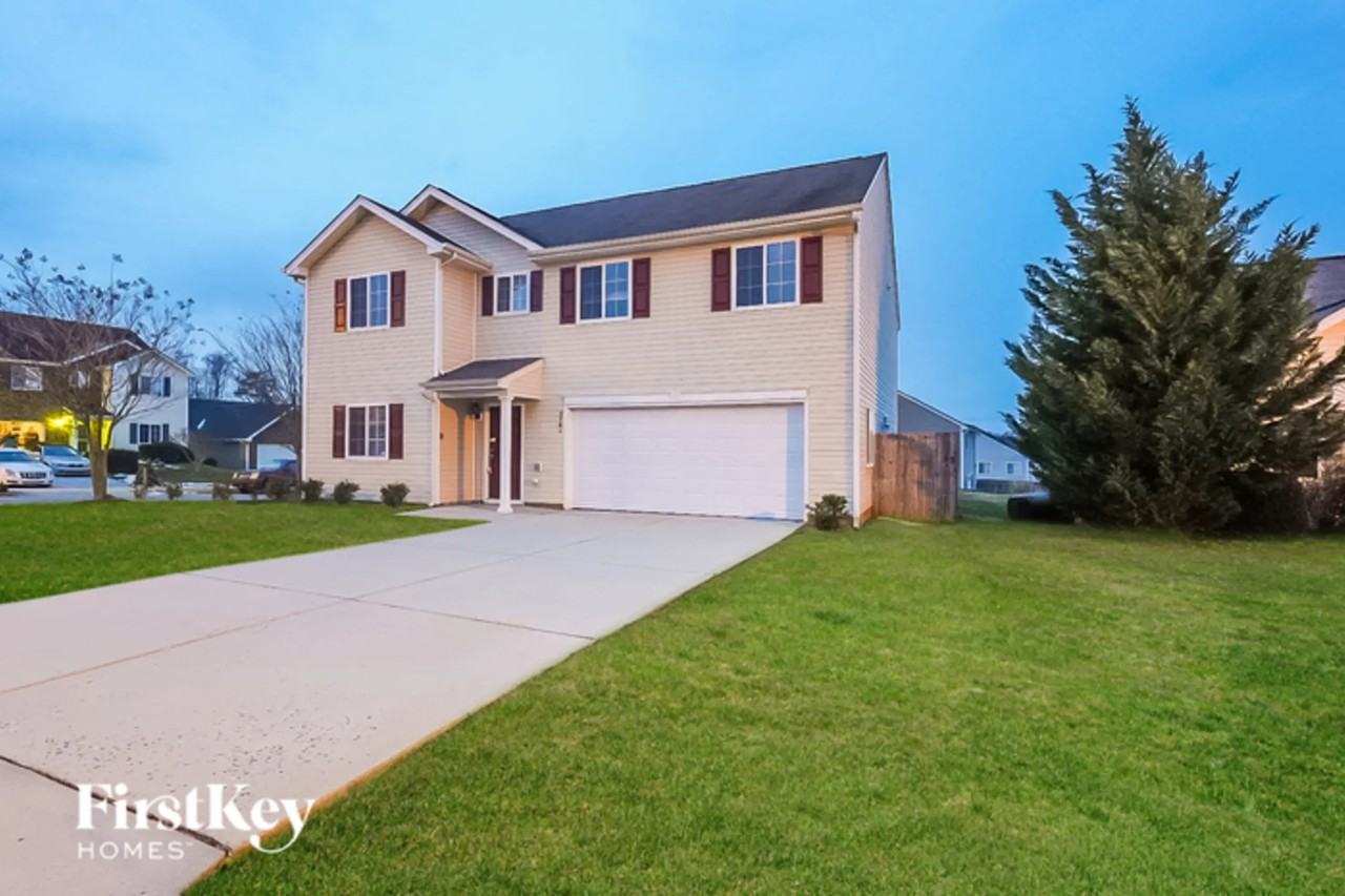 5701 Yachtsman Ct - Photo 2 of 15