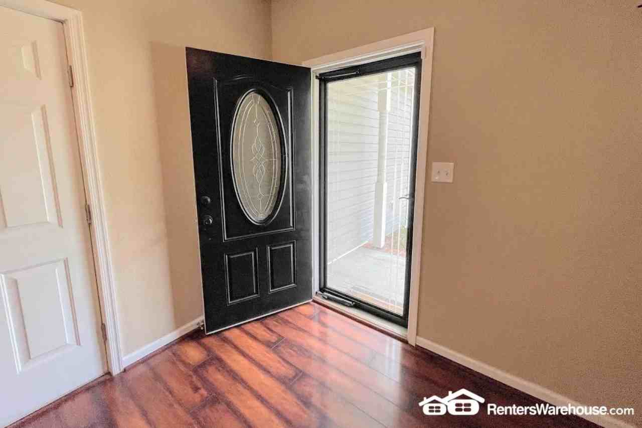 2612 Vincent Ave - Photo 3 of 39