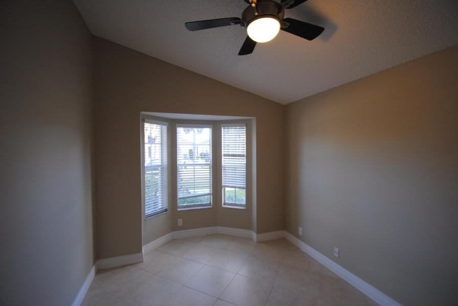 9474 Aegean Dr - Photo 3 of 6