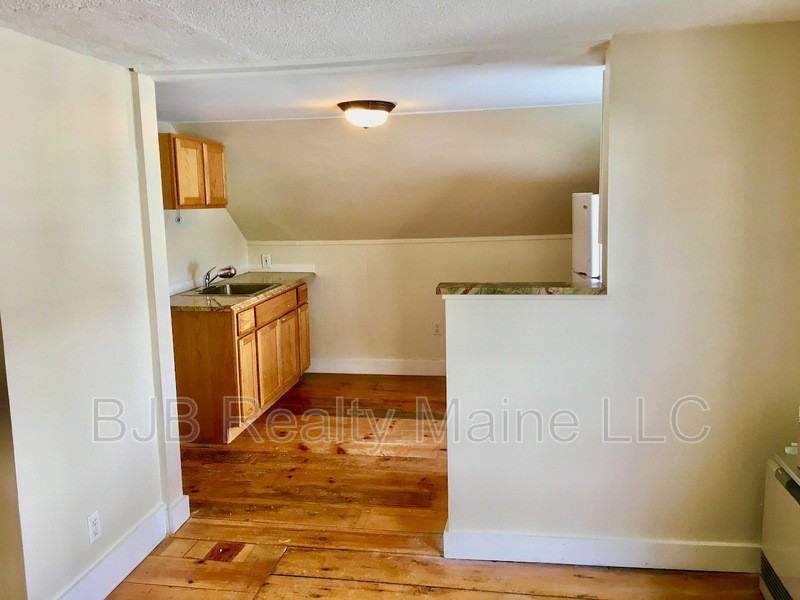 126 Emery St #3 - Photo 4 of 11