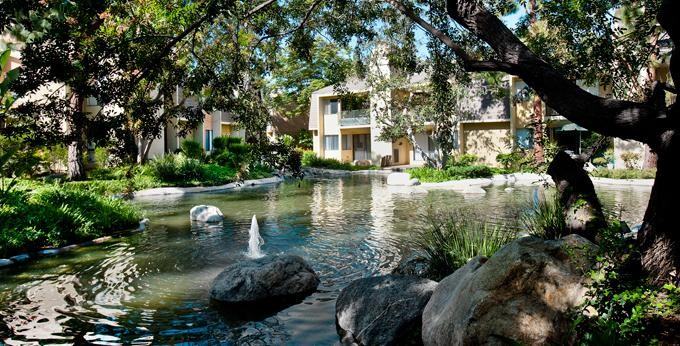 1555 Mesa Verde Drive East - Photo 3 of 22