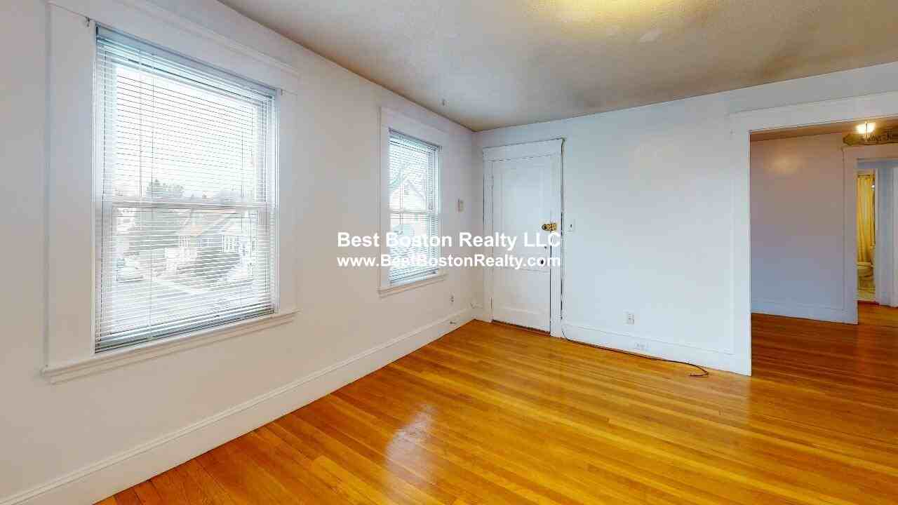 14 Lincoln Ct - Photo 3 of 9