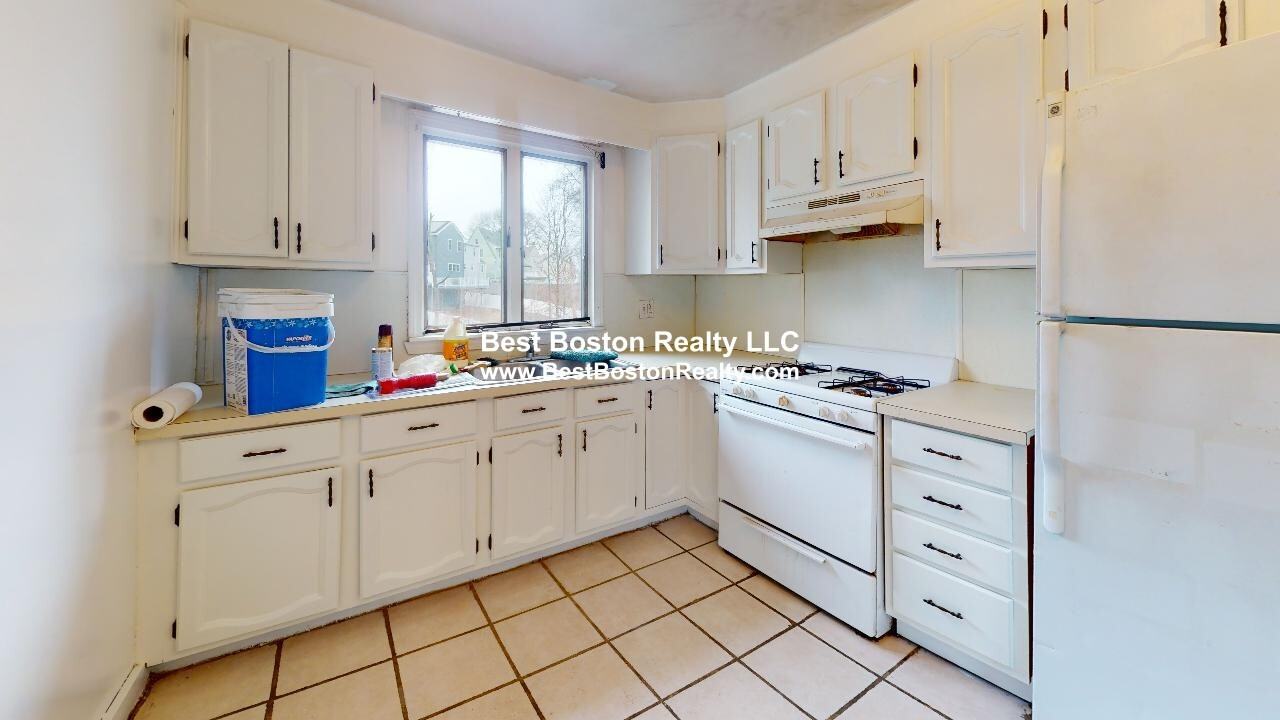 14 Lincoln Ct - Photo 7 of 9