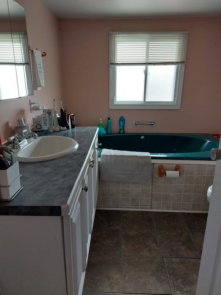 3093 Hyman Avenue - Photo 2 of 9