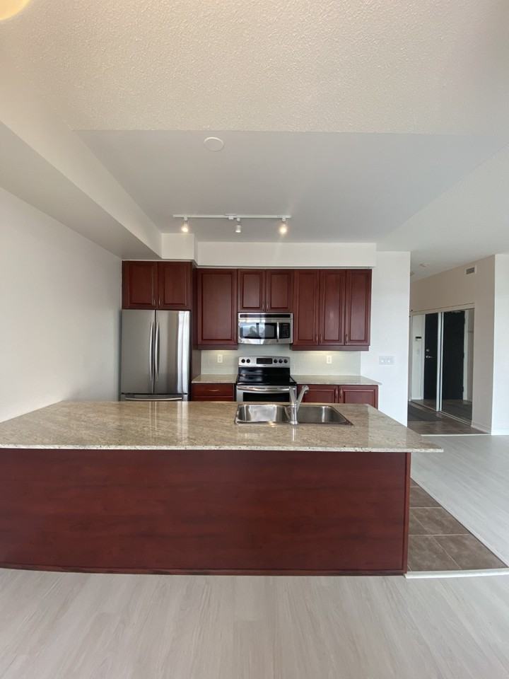 1600 Charles Street #11