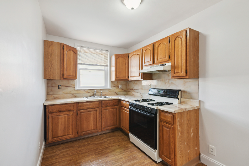 4241 Aldine St #2ndFL - Photo 5 of 6