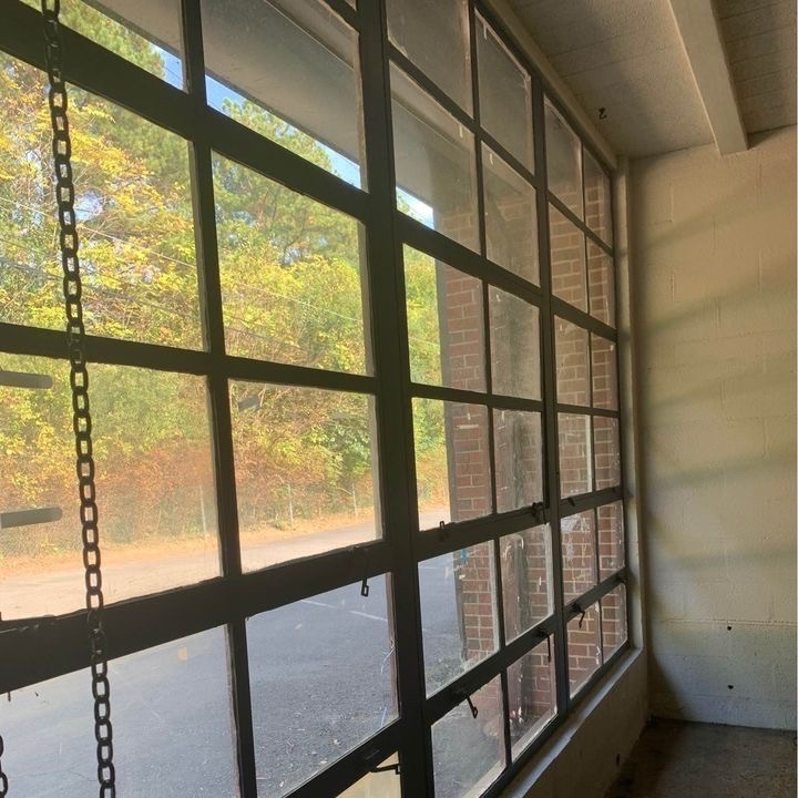 2101 Shenandoah Ave - Photo 2 of 4