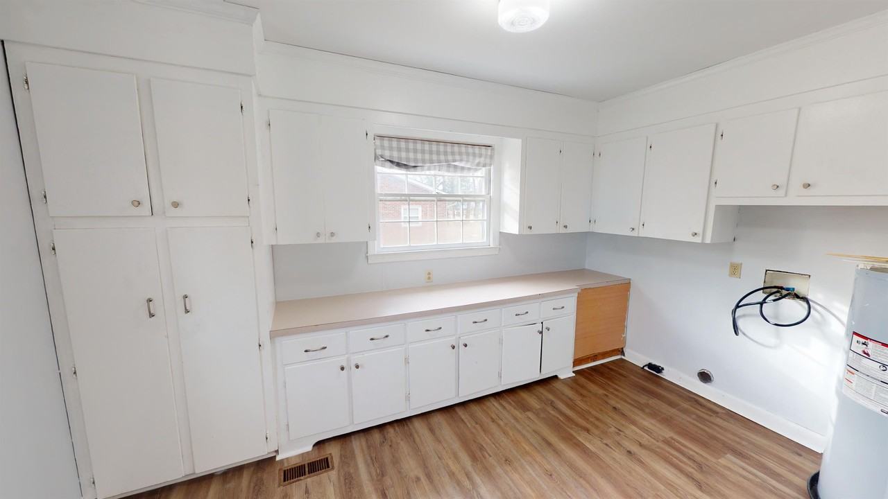 108 Wilson St #1 - Photo 4 of 10