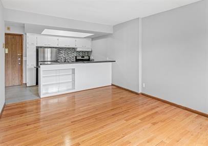 3428 Harriet Apartments - Photo 2 of 27