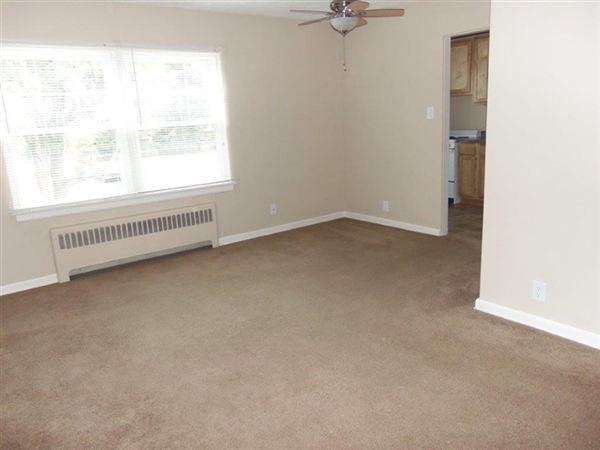 Cedar Glen Apartment Homes - Photo 3 of 10