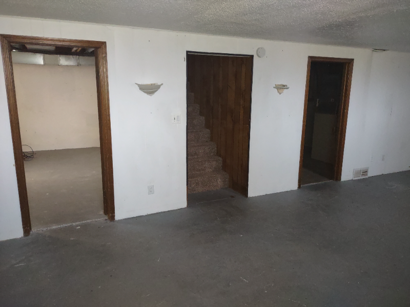 6120 Campus Park Ave Se - Photo 2 of 11