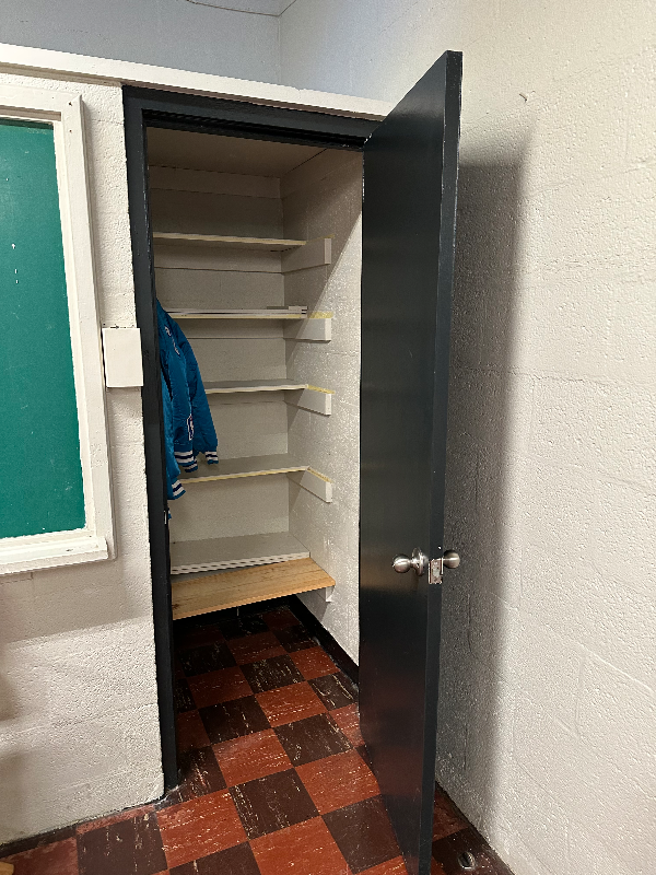 2101 Shenandoah Ave - Photo 3 of 4