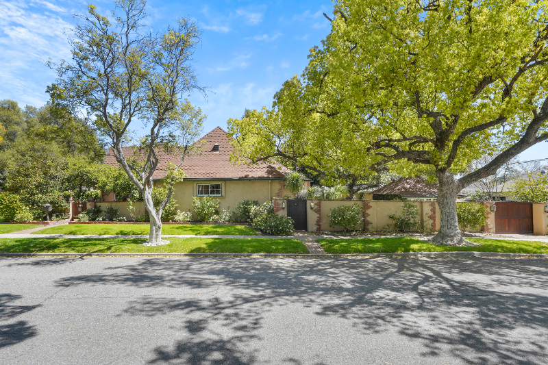 1144 Tierra Alta Dr - Photo 3 of 36