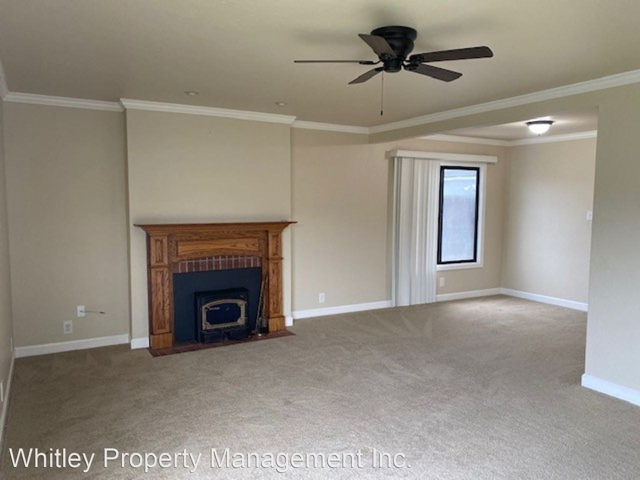 205 Wildwood Dr - Photo 2 of 23