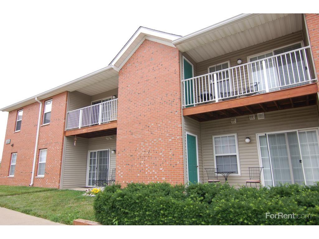 Somerset Place - Photo 2 of 12