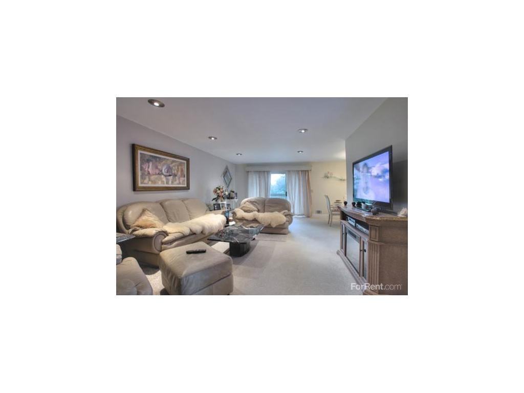 Crest Ridge Apartments - Photo 3 of 11