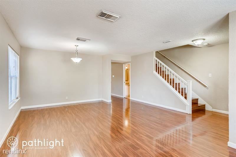 7830 Sandpiper Park Dr - Photo 3 of 18