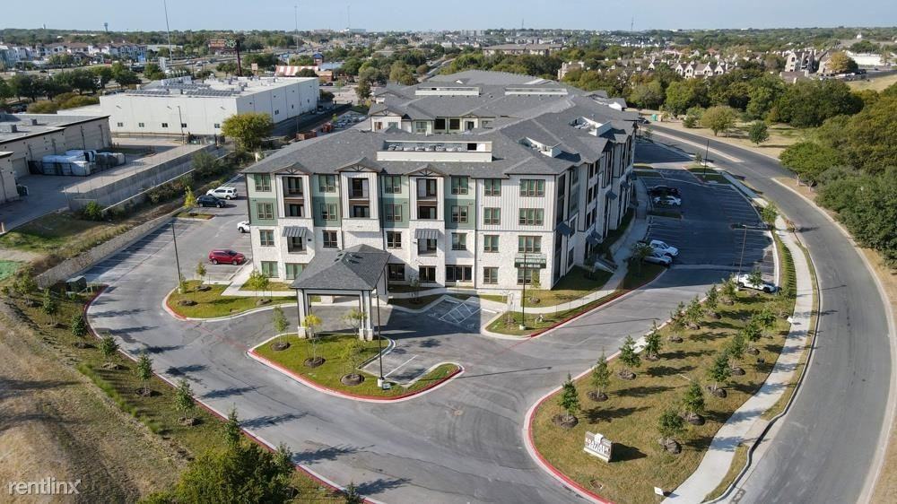 14011 Owen Tech Blvd - Photo 2 of 27