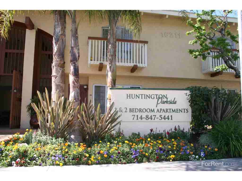 Huntington Parkside - Photo 3 of 14