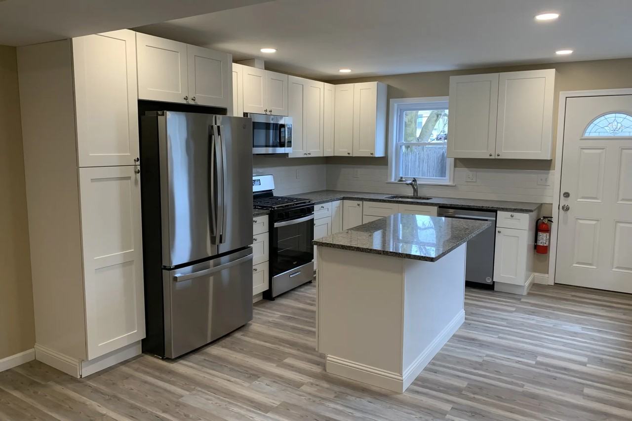 39 2nd St - Photo 2 of 17