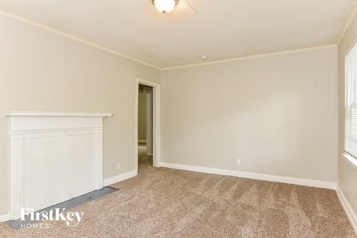 1540 Beatie Ave Sw - Photo 3 of 15