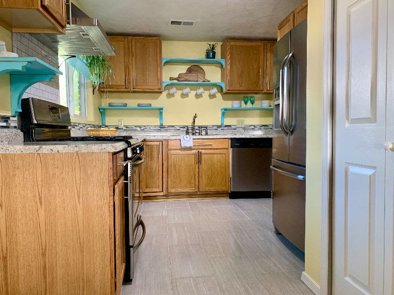 1032 San Pedro Dr Se - Photo 2 of 36