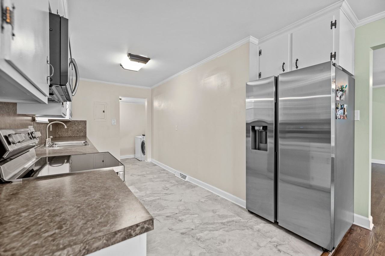 205 Fieldstone Cir #1 - Photo 6 of 42