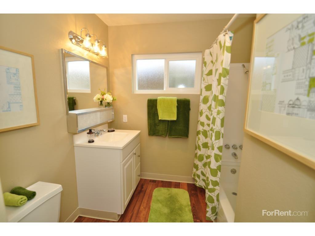 Park Grossmont - Photo 3 of 19