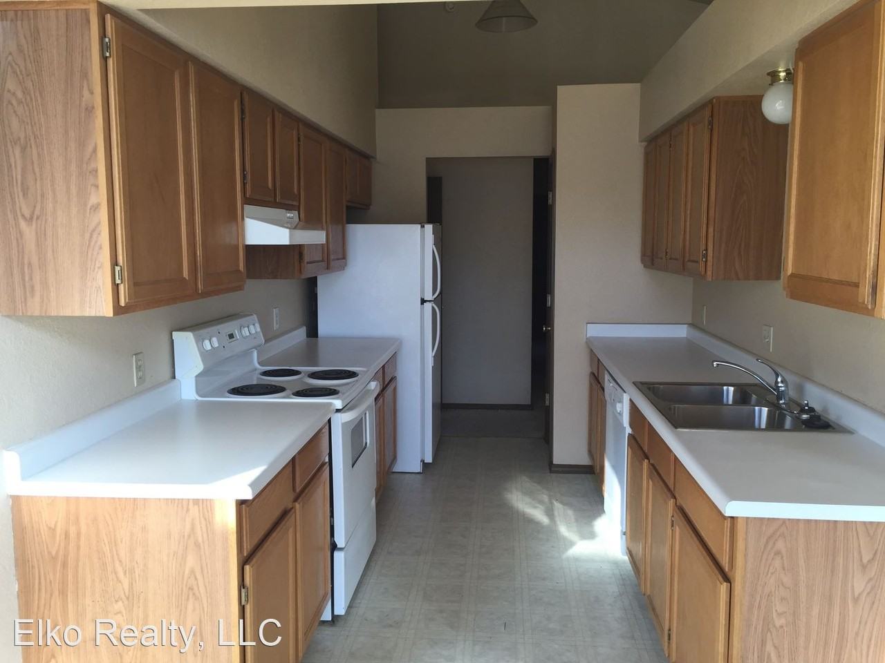 788 Thorpe Dr - Photo 2 of 7