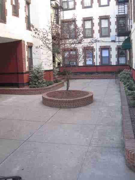 81st St-Bensonhurst-LISTING ID 110225 - Photo 3 of 4