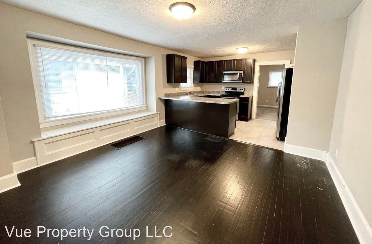 2511 Cruft St - Photo 3 of 15